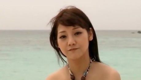 Horny Japanese model Rei Mizuna in Exotic Teens, Beach JAV clip