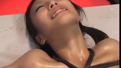Asian babe with a wet pussy squirt all over the place