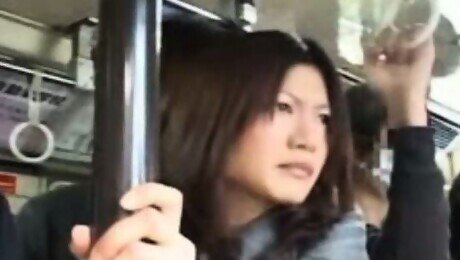 Real publicsex asian gives hj on the bus