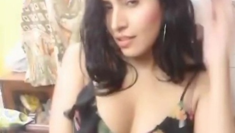 Erotic bigo girl show deep cleavage. Non nude tease