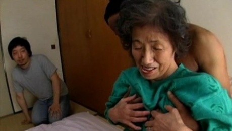 Old Asian granny has sex