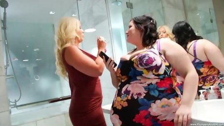 Alura Jensen seduces obese babe Eliza Allure for a shag