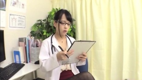 Japanese female doctor feels attracted to older patient