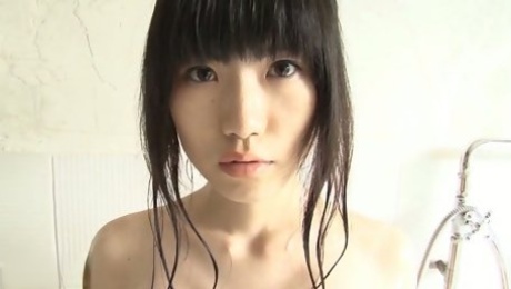 Hot Japanese sex doll Kiyomiya Asahi takes shower in front her