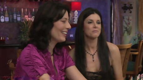 India Summer and Zoey Holloway: Scissoring MILFs