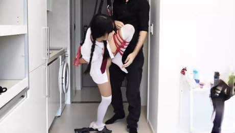 18yo Japanese school girl gets tied up and, suspended, and made to squirt while wearing her school uniform - Baebi Hel