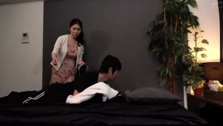 Gorgeous Women Blindfolded, For A Healing Massage part 3