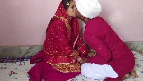 Real Life Newly Married Indian Couple Seductive Hot Sex